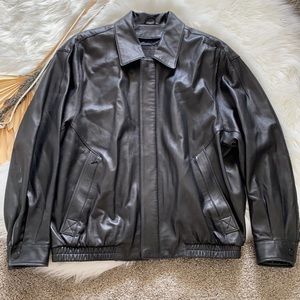 Men RoundTree Genuine Leather Jacket/ Size:L